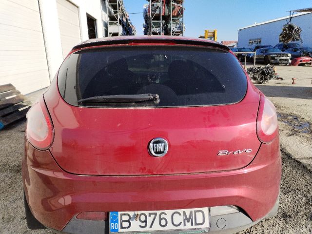 bontott FIAT BRAVO Csomagtérajtó (Üres lemez)