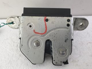 bontott FIAT BRAVO Csomagtérajtó Zárszerkezet