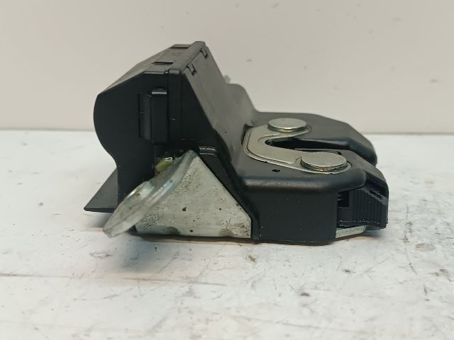 bontott FIAT BRAVO Csomagtérajtó Zárszerkezet