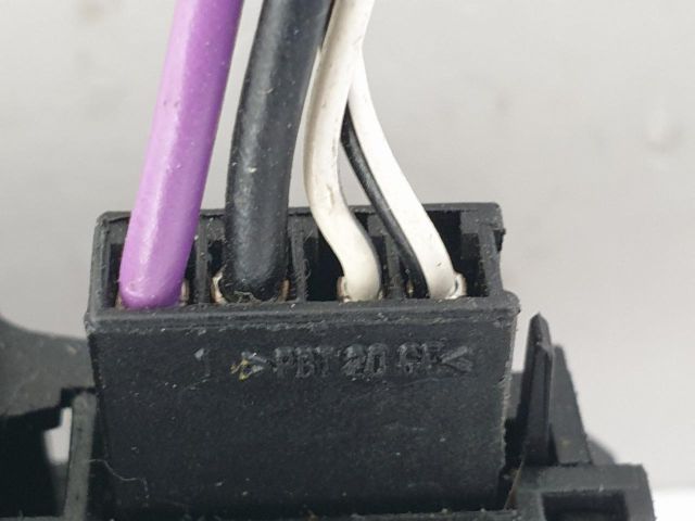 bontott FIAT BRAVO Csomagtérajtó Zárszerkezet