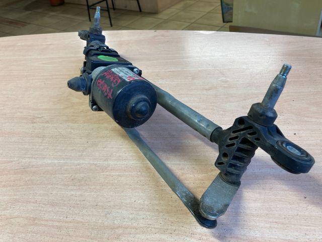 bontott FIAT BRAVO Első Ablaktörlő Szerkezet Motorral