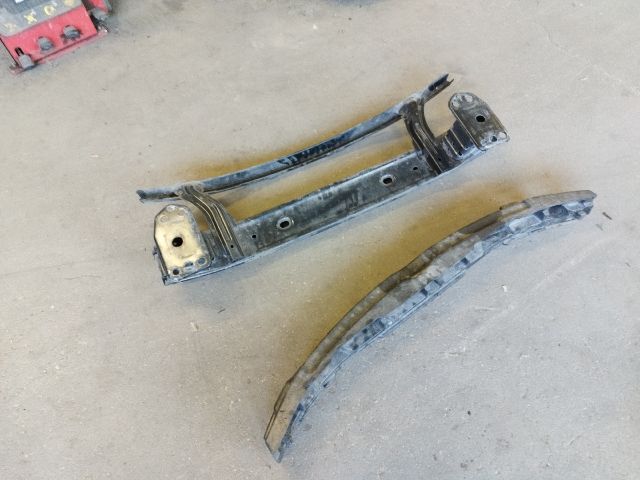 bontott FIAT BRAVO Első Lökhárító Merevítő (Fém)