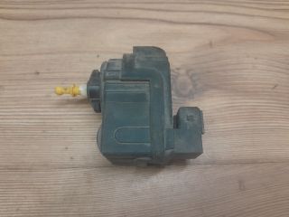 bontott FIAT BRAVO Fényszórómagasság Állító Motor Bal