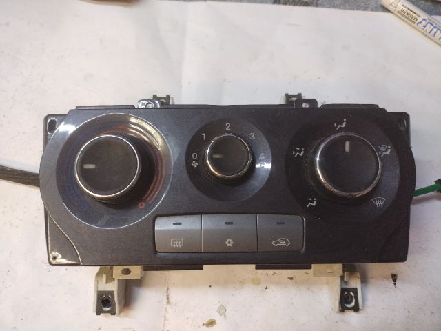 bontott FIAT BRAVO Fűtéskapcsoló (manuális klímás)