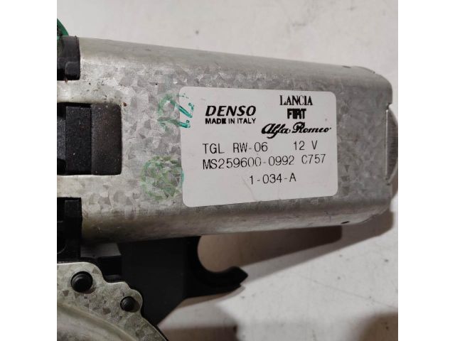 bontott FIAT BRAVO Hátsó Ablaktörlő Motor