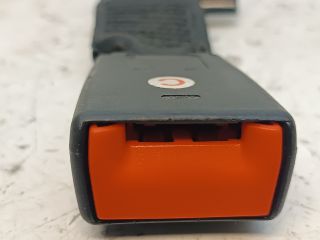 bontott FIAT BRAVO Hátsó középső Biztonsági Öv Csat