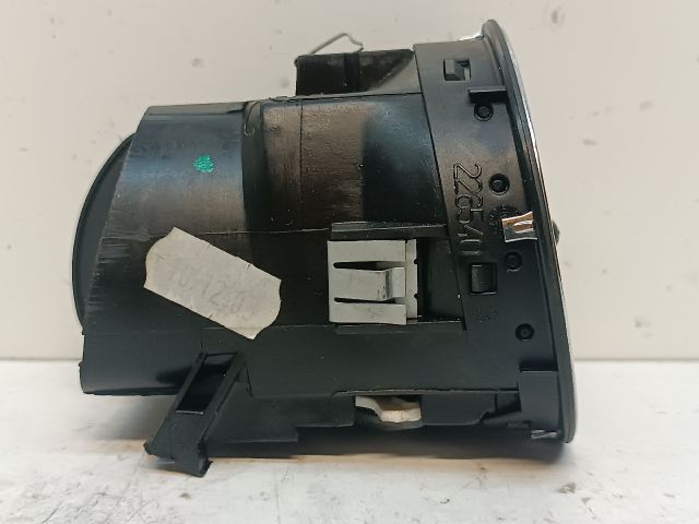 bontott FIAT BRAVO Hátsó középső Szellőző