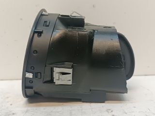 bontott FIAT BRAVO Hátsó középső Szellőző