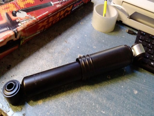 bontott FIAT BRAVO Hátsó Lengéscsillapító (Pozíciófüggetlen)