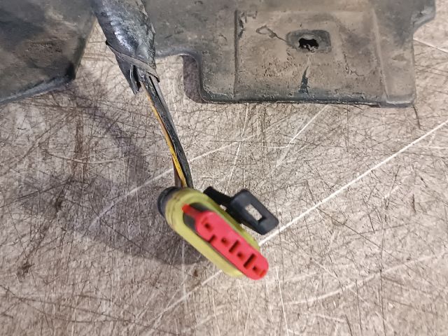 bontott FIAT BRAVO Hátsó Lökhárító (Részeivel)