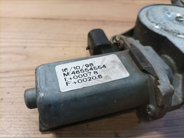 bontott FIAT BRAVO Jobb első Ablakemelő Szerkezet (Elektromos)