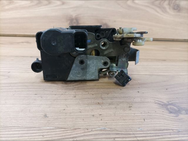 bontott FIAT BRAVO Jobb első Ajtózár