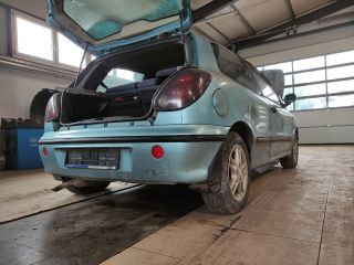 bontott FIAT BRAVO Jobb első Ajtózár