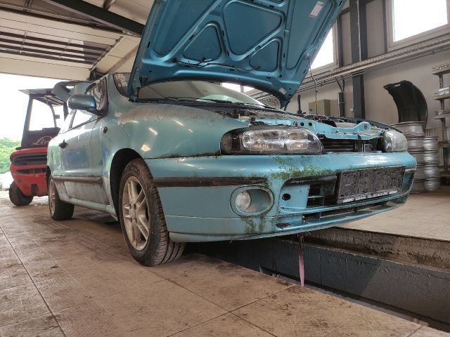 bontott FIAT BRAVO Jobb első Ajtózár