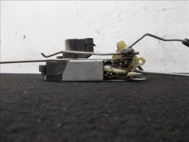 bontott FIAT BRAVO Jobb első Ajtózár