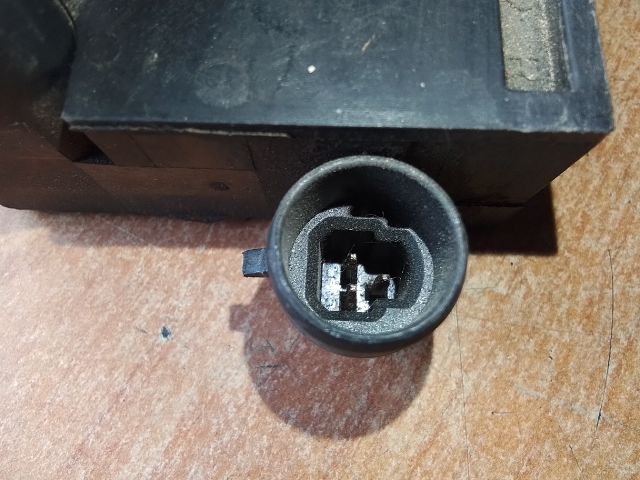 bontott FIAT BRAVO Jobb első Ajtózár