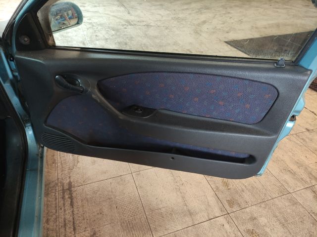 bontott FIAT BRAVO Jobb első Ajtózár