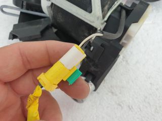 bontott FIAT BRAVO Jobb első Övfeszítő