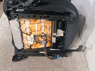 bontott FIAT BRAVO Jobb első Ülés