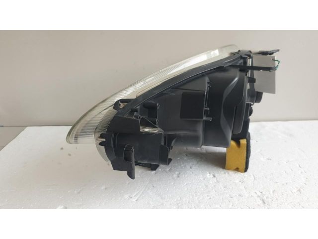 bontott FIAT BRAVO Jobb Fényszóró