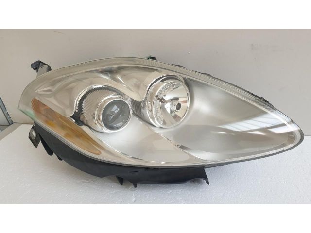 bontott FIAT BRAVO Jobb Fényszóró