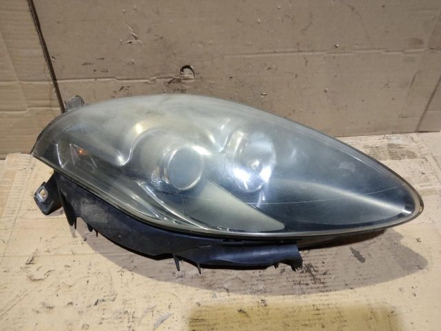 bontott FIAT BRAVO Jobb Fényszóró