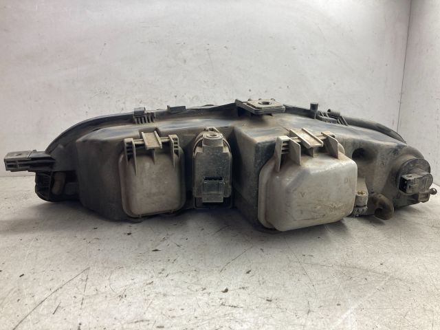 bontott FIAT BRAVO Jobb Fényszóró