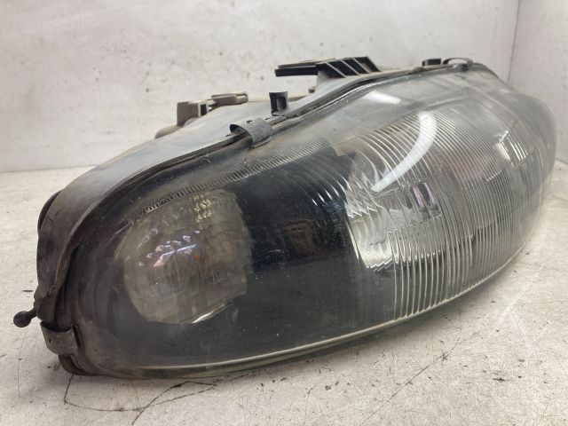 bontott FIAT BRAVO Jobb Fényszóró