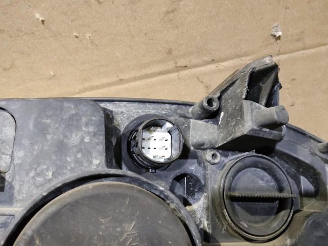 bontott FIAT BRAVO Jobb Fényszóró