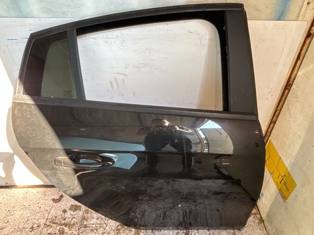 bontott FIAT BRAVO Jobb hátsó Ajtó (Üres lemez)