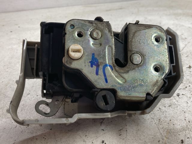 bontott FIAT BRAVO Jobb hátsó Ajtózár