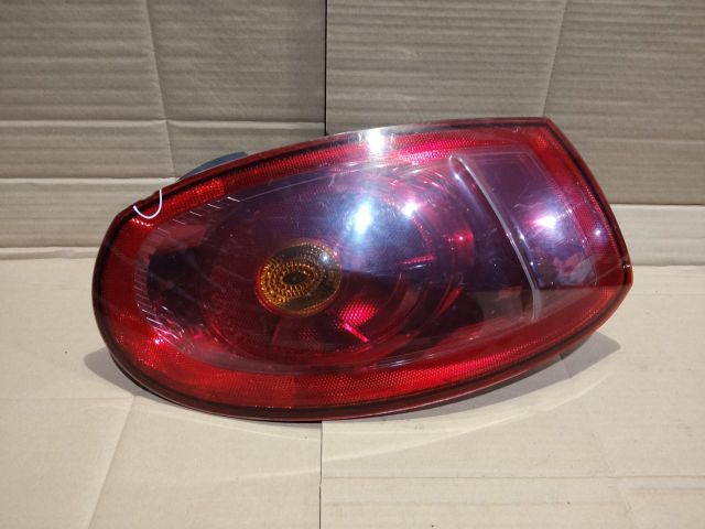 bontott FIAT BRAVO Jobb Hátsó Lámpa