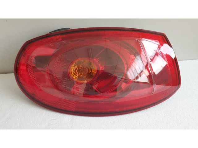 bontott FIAT BRAVO Jobb Hátsó Lámpa