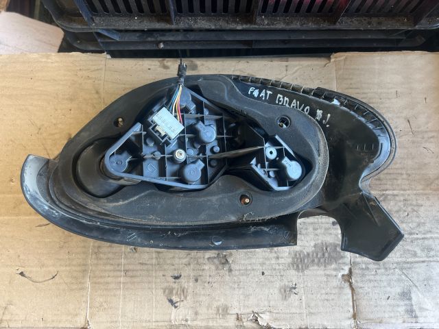 bontott FIAT BRAVO Jobb Hátsó Lámpa