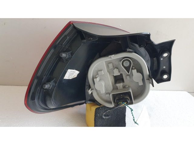 bontott FIAT BRAVO Jobb Hátsó Lámpa