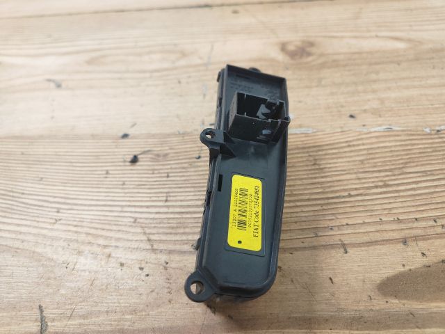 bontott FIAT BRAVO Kapcsoló (Magában)