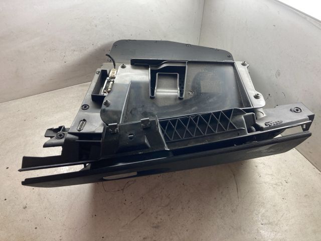 bontott FIAT BRAVO Kesztyűtartó