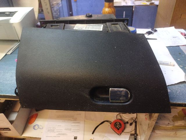 bontott FIAT BRAVO Kesztyűtartó