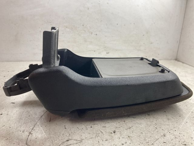 bontott FIAT BRAVO Könyöklő