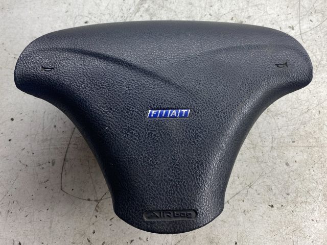 bontott FIAT BRAVO Kormánylégzsák