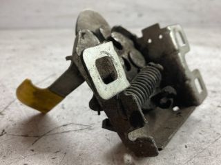 bontott FIAT BRAVO Motorháztető Zárszerkezet