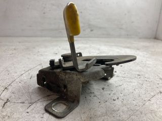 bontott FIAT BRAVO Motorháztető Zárszerkezet