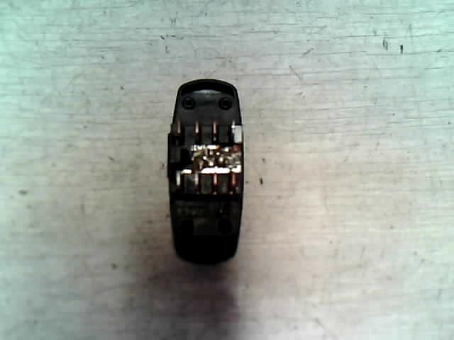 bontott FIAT BRAVO Vészvillogó Kapcsoló