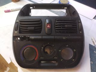 bontott FIAT BRAVO Vészvillogó Kapcsoló