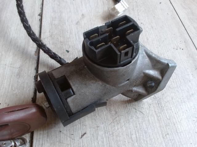 bontott FIAT CINQUECENTO Gyújtáskapcsoló