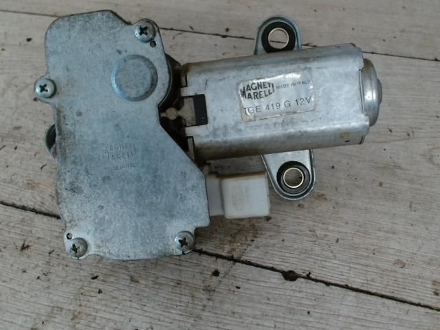 bontott FIAT CINQUECENTO Hátsó Ablaktörlő Motor