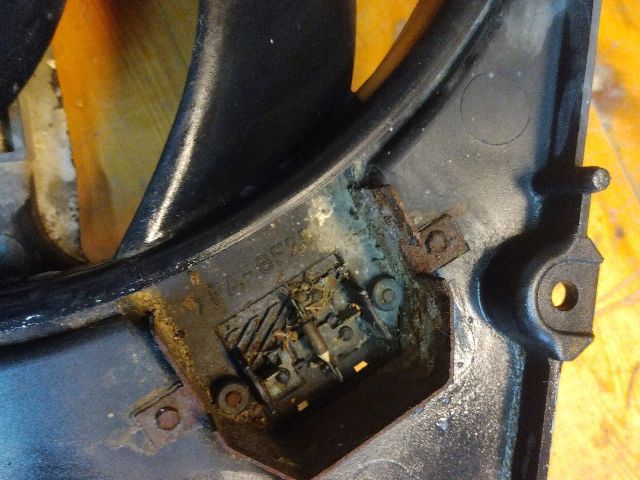 bontott FIAT COUPE Hűtőventilátor