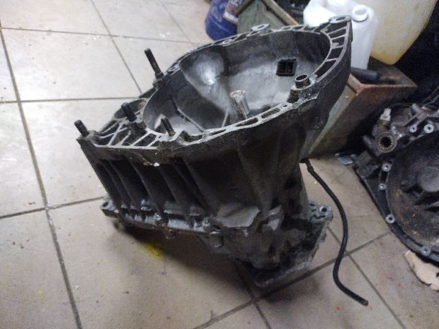 bontott FIAT COUPE Váltó (Mechanikus)