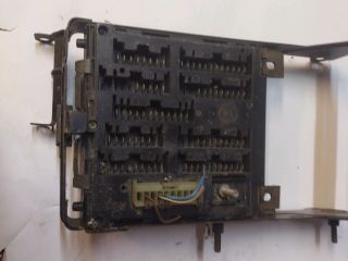 bontott FIAT COUPE Biztosítéktábla Utastér