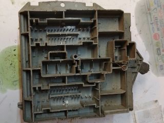 bontott FIAT CROMA Biztosítéktábla Motortér